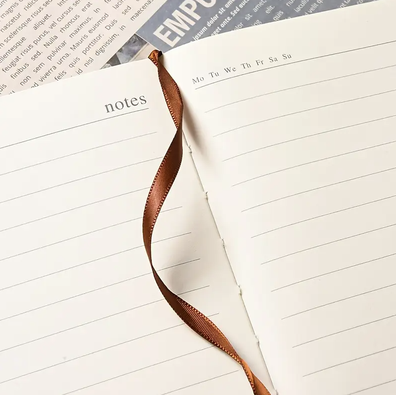 LumaNote A5 Gift Set — Premium Notebook with Pen + Refill