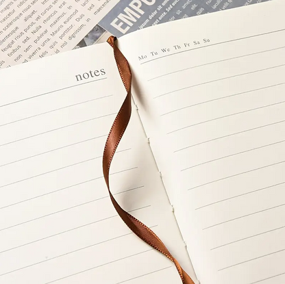 LumaNote A5 Gift Set — Premium Notebook with Pen + Refill